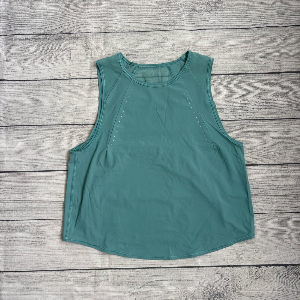 Lululemon Soft Teal Tank Top w/ Mesh backing —